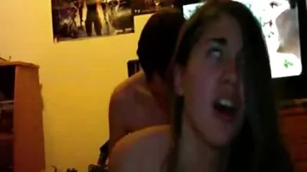 Châu á, đồ chơi sex hen tai hoat hinh ở nơi công cộng