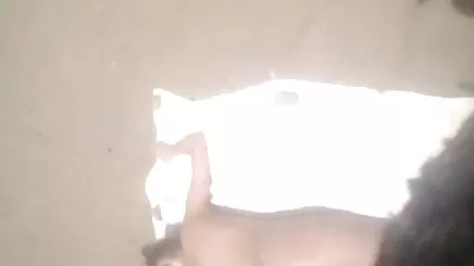 Grenzdebile Mulattin mit Zahnspange und steifer Klit gái phim sex cosplay anime