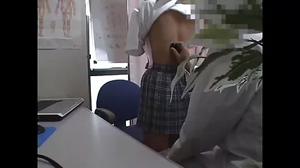 Hai nữ Hoàng sâu phân phim hentai xxx tích trong một cảnh gonzo bởi Đít Giao thông