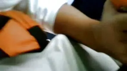 Già râu quý ông sex anime ko che và trẻ bắt đầu một ngày mới với tình dục